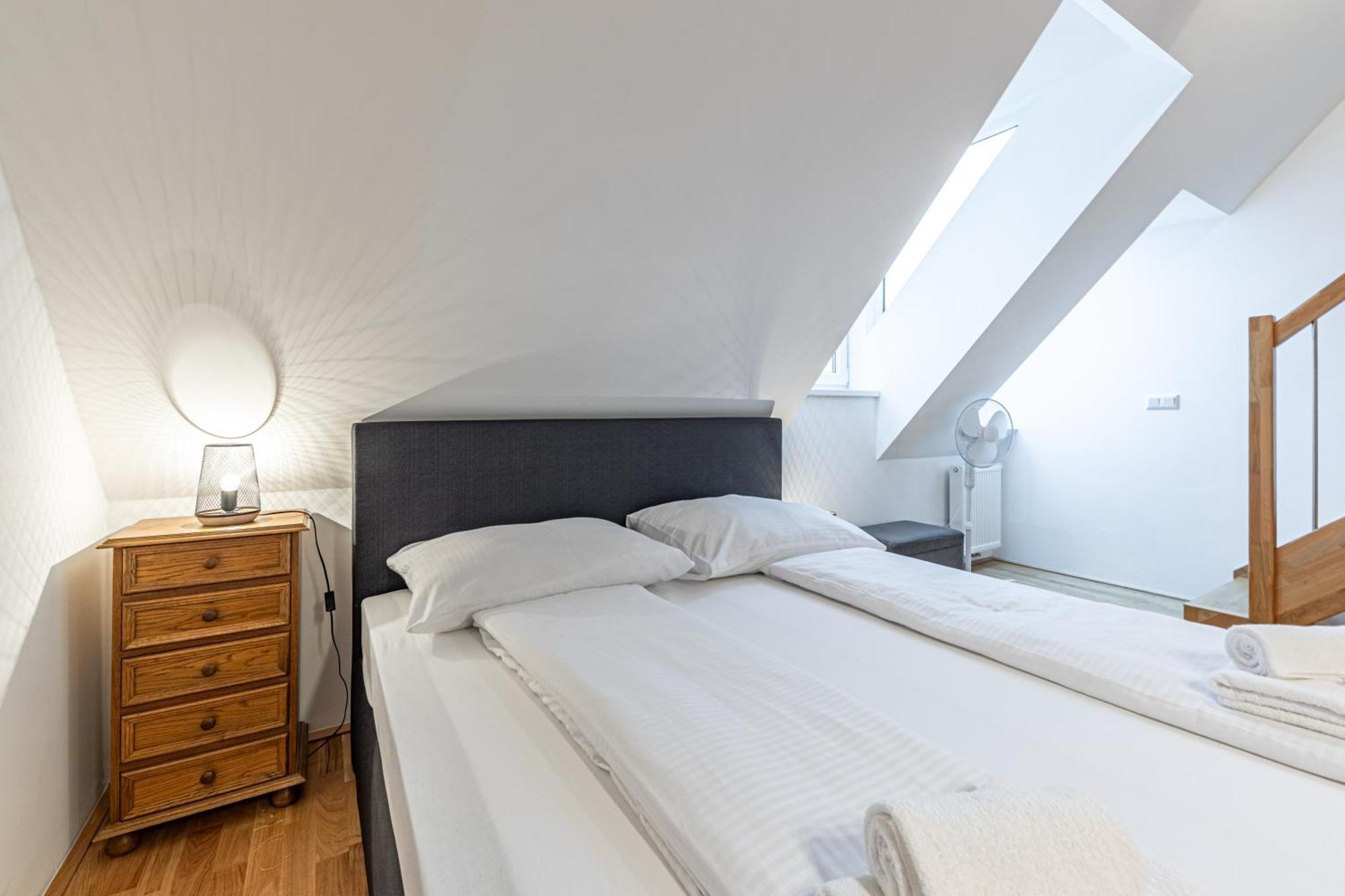 Penthouse Suites By Jr City Apartments Viena Exterior foto